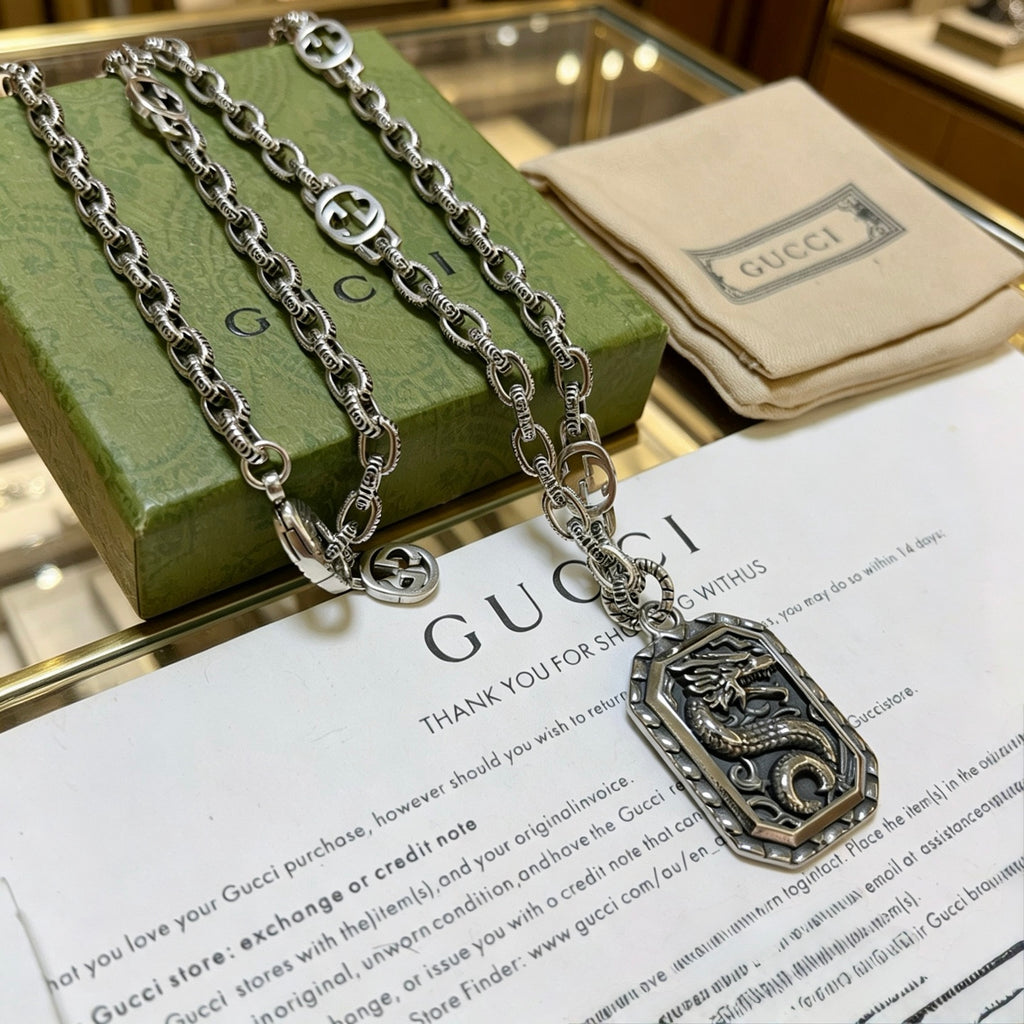 Double-G Emblem Pendant Necklace in Polished Metal-Tone – Design 056 side detail