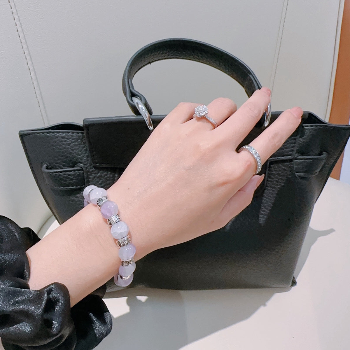 Double-G Emblem Beaded Bracelet in Polished Metal-Tone – Crystal Detail – Design 007 side detail