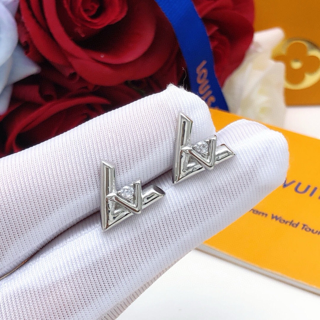 Geometric Emblem Stud Earrings in Silver-Tone – Silver Detail – Design 006 close-up detail