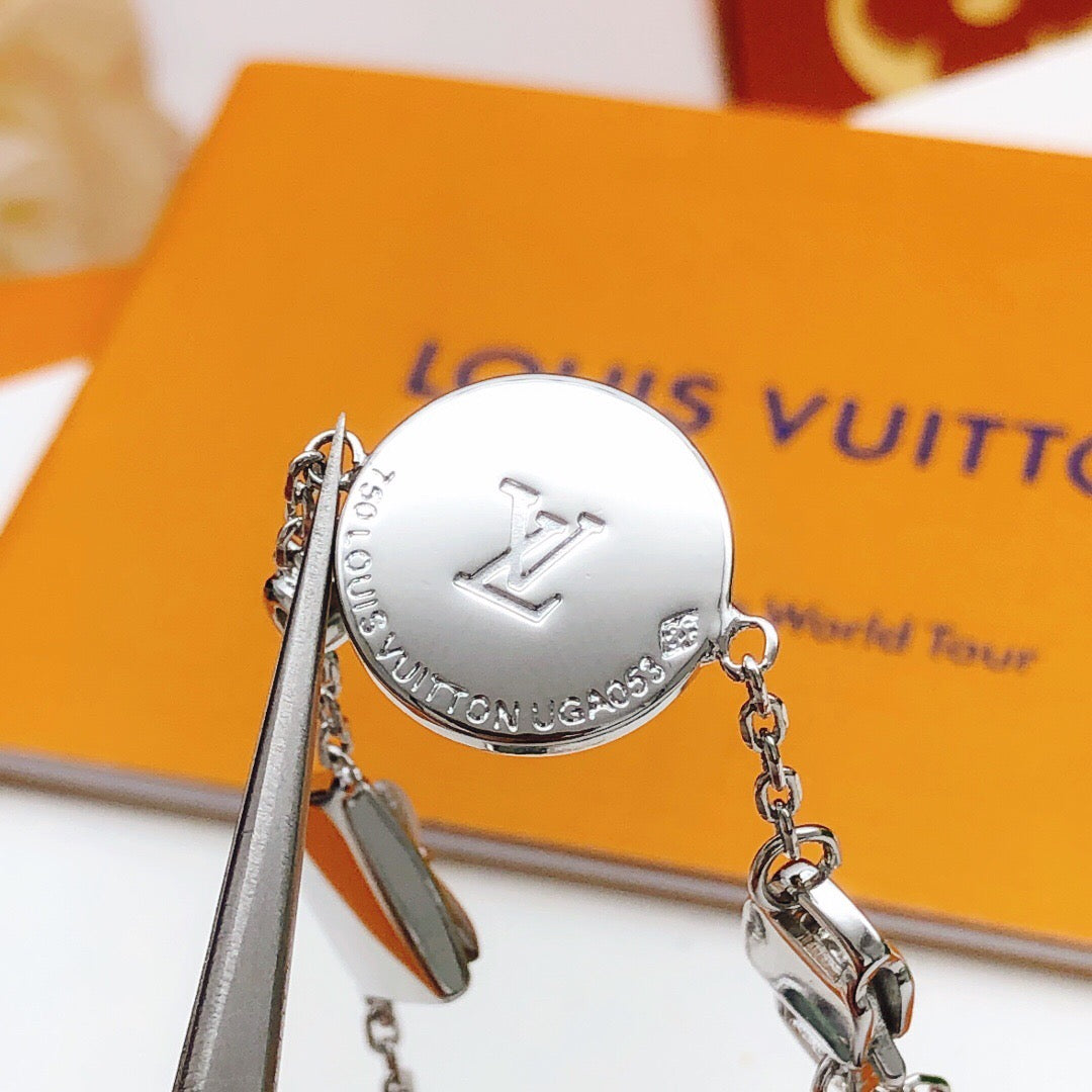 Geometric Emblem Bracelet in Silver-Tone – Silver Detail – Design 004 main product view