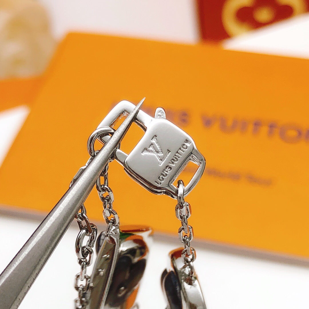 Geometric Emblem Bracelet in Silver-Tone – Silver Detail – Design 004 close-up detail