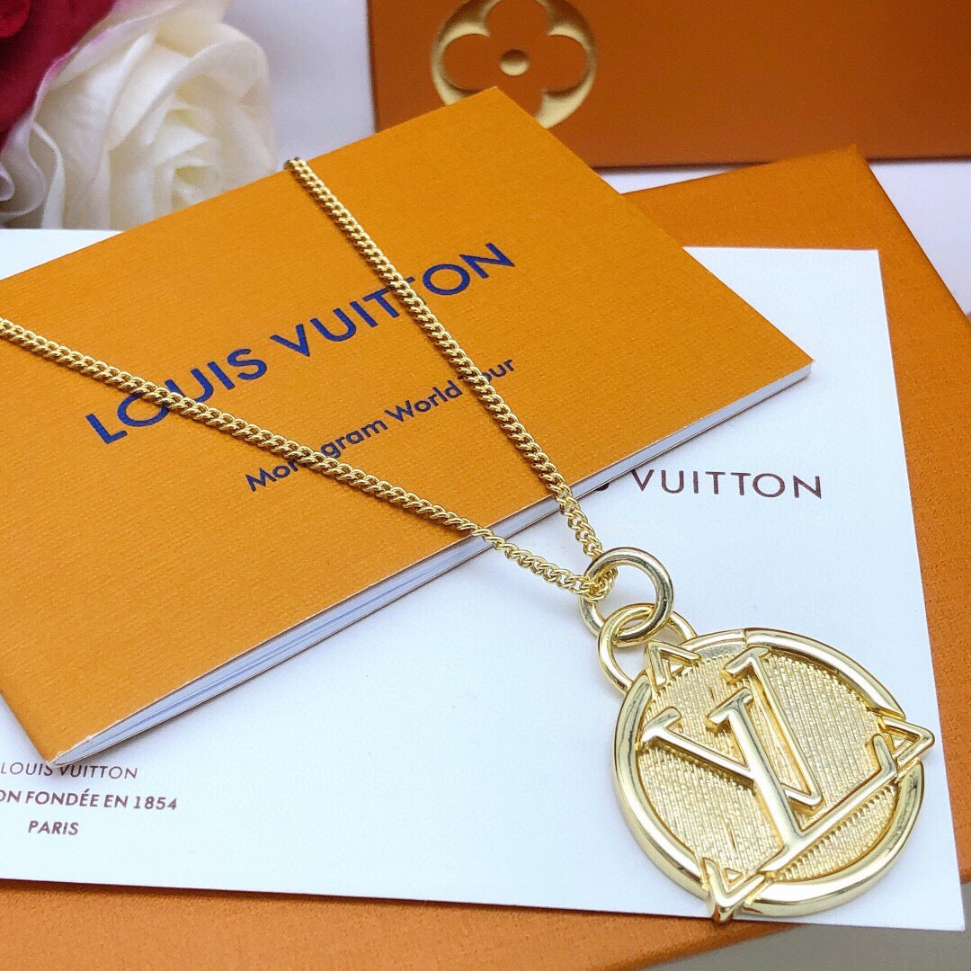 Round Pendant Necklace in Gold-Tone – Design 003 main product view