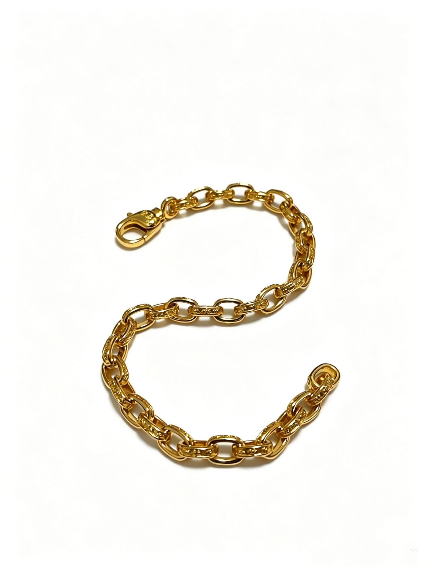 Cross Cuban-Link Bracelet in Antique Silver-Tone – Cuban Link – Design 08 detail view