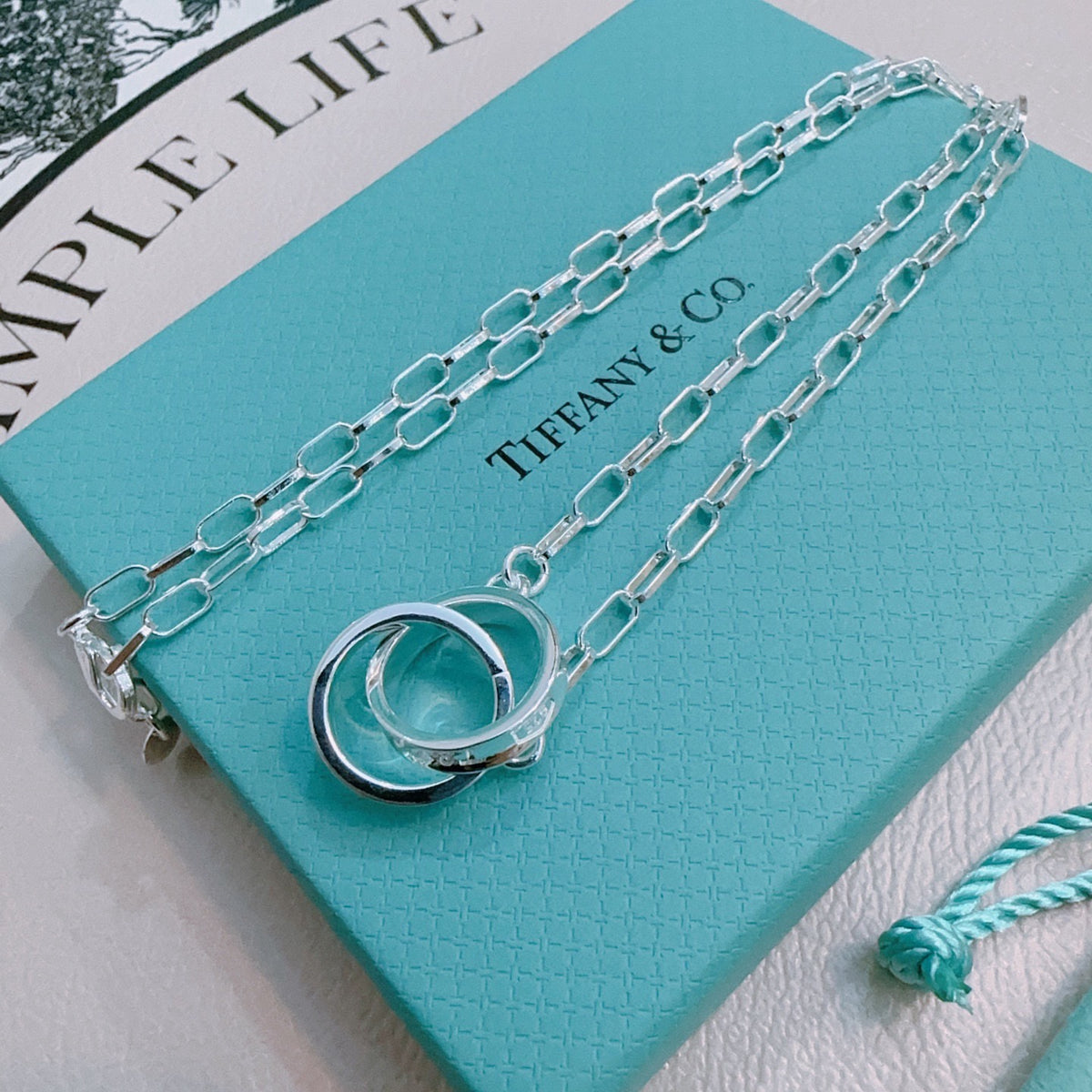 Signature Motif Pendant Necklace in Silver-Tone – Vintage Detail – Design 08 main product view