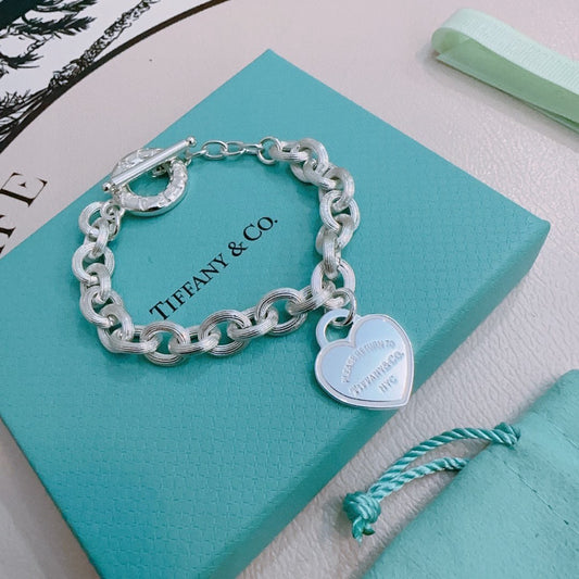 Signature Motif Bracelet in Silver-Tone – Vintage Detail – Design 18 main product view