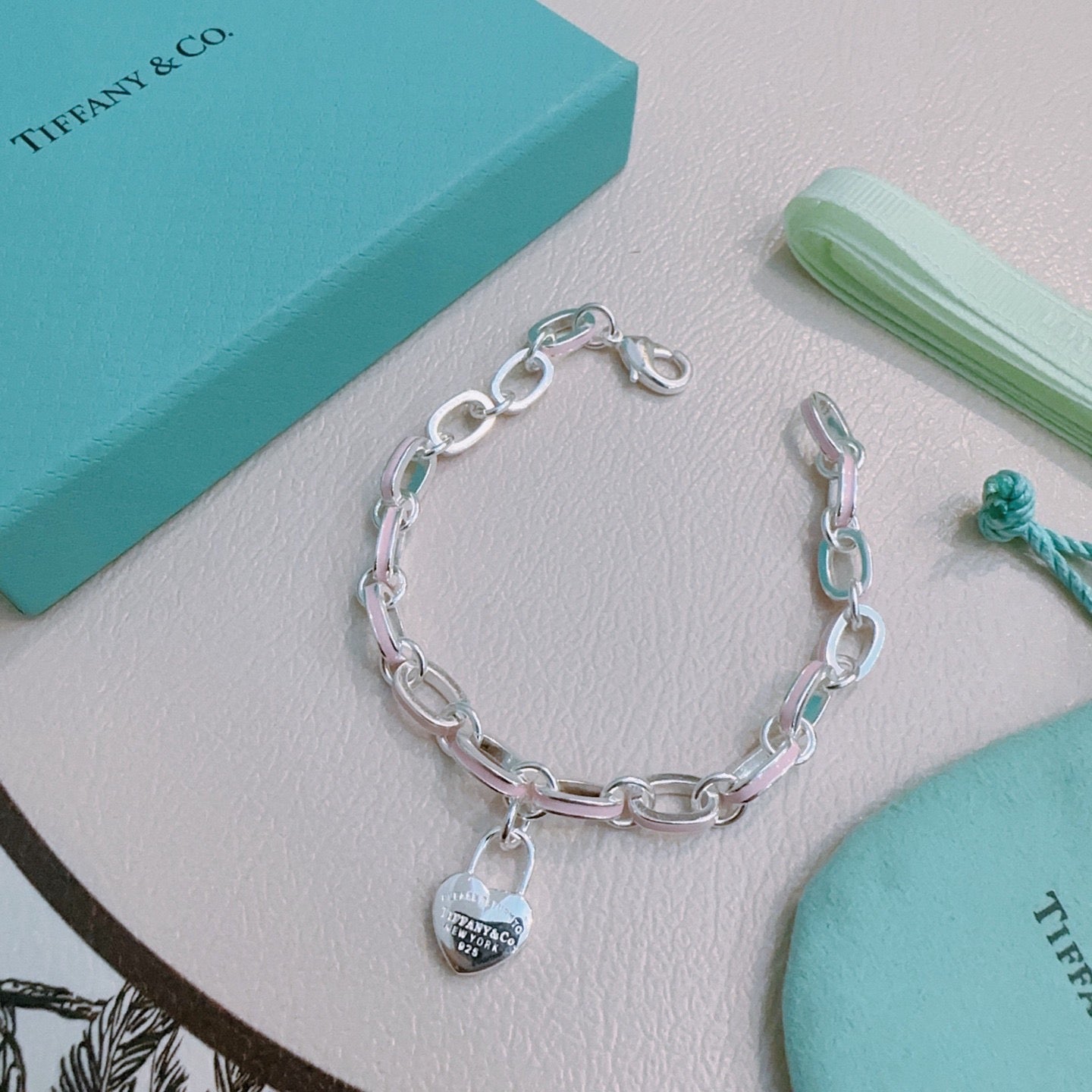 Signature Motif Bracelet in Silver-Tone – Vintage Detail – Design 16 detail view