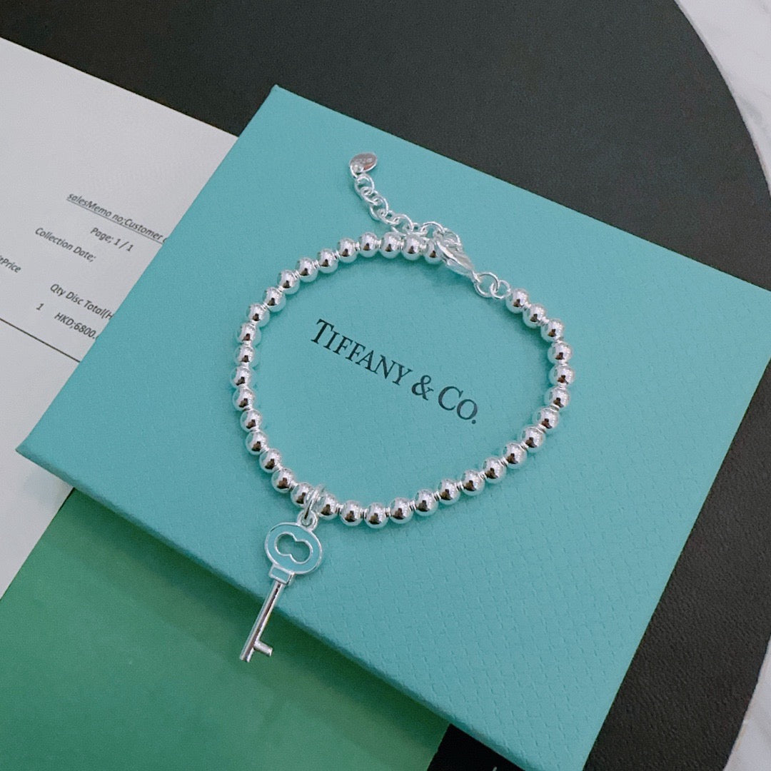 Signature Motif Bracelet in Silver-Tone – Vintage Detail – Design 12 front product view