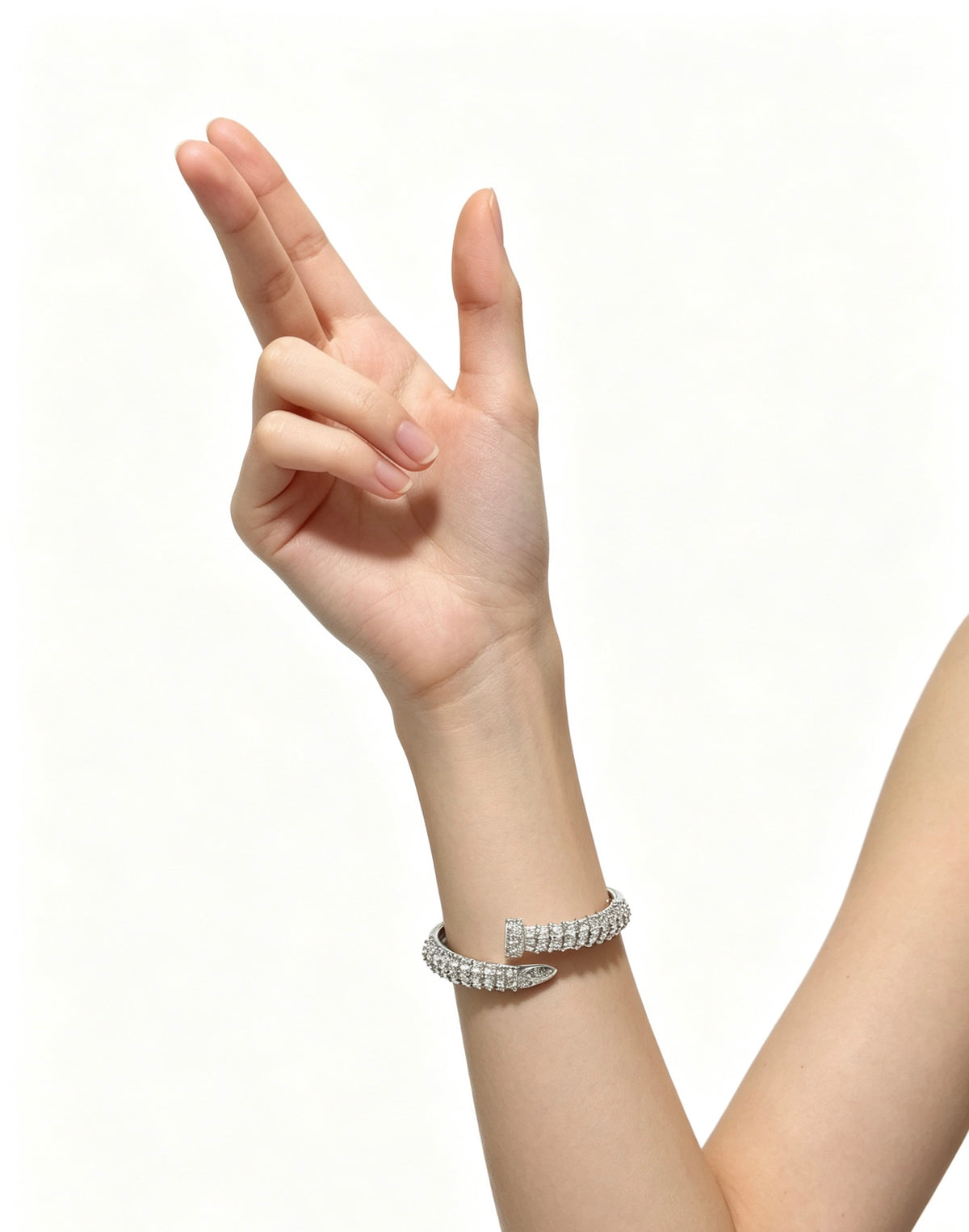 Sculptural Statement Bracelet in Gold-Tone – Design 15 close-up detail