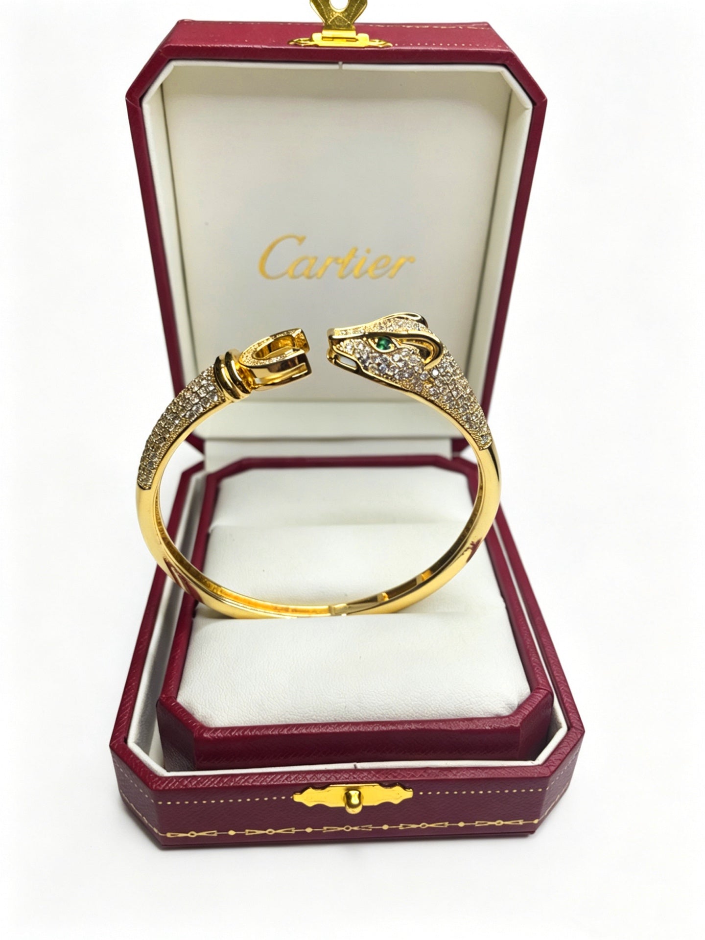 Sculptural Statement Bracelet in Gold-Tone – Design 11 detail view