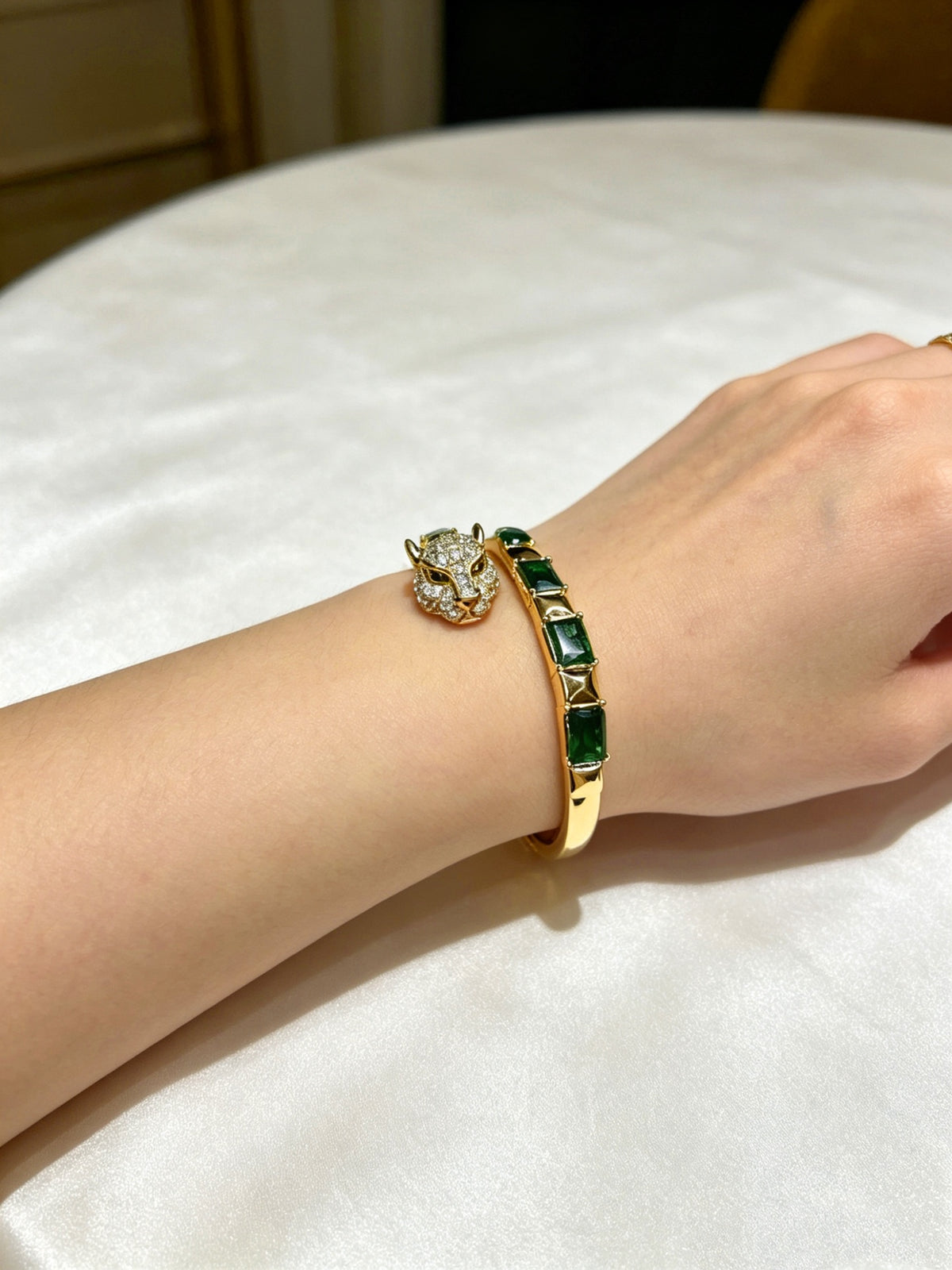 Sculptural Statement Bracelet in Gold-Tone – Design 08 detail view
