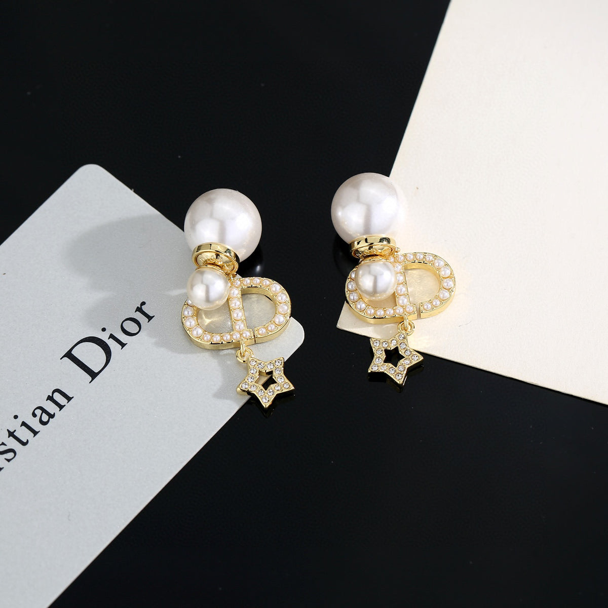 Pearl-Style Motif Stud Earrings in Polished Metal-Tone with Pearl-Style Detail – Design 001 side detail