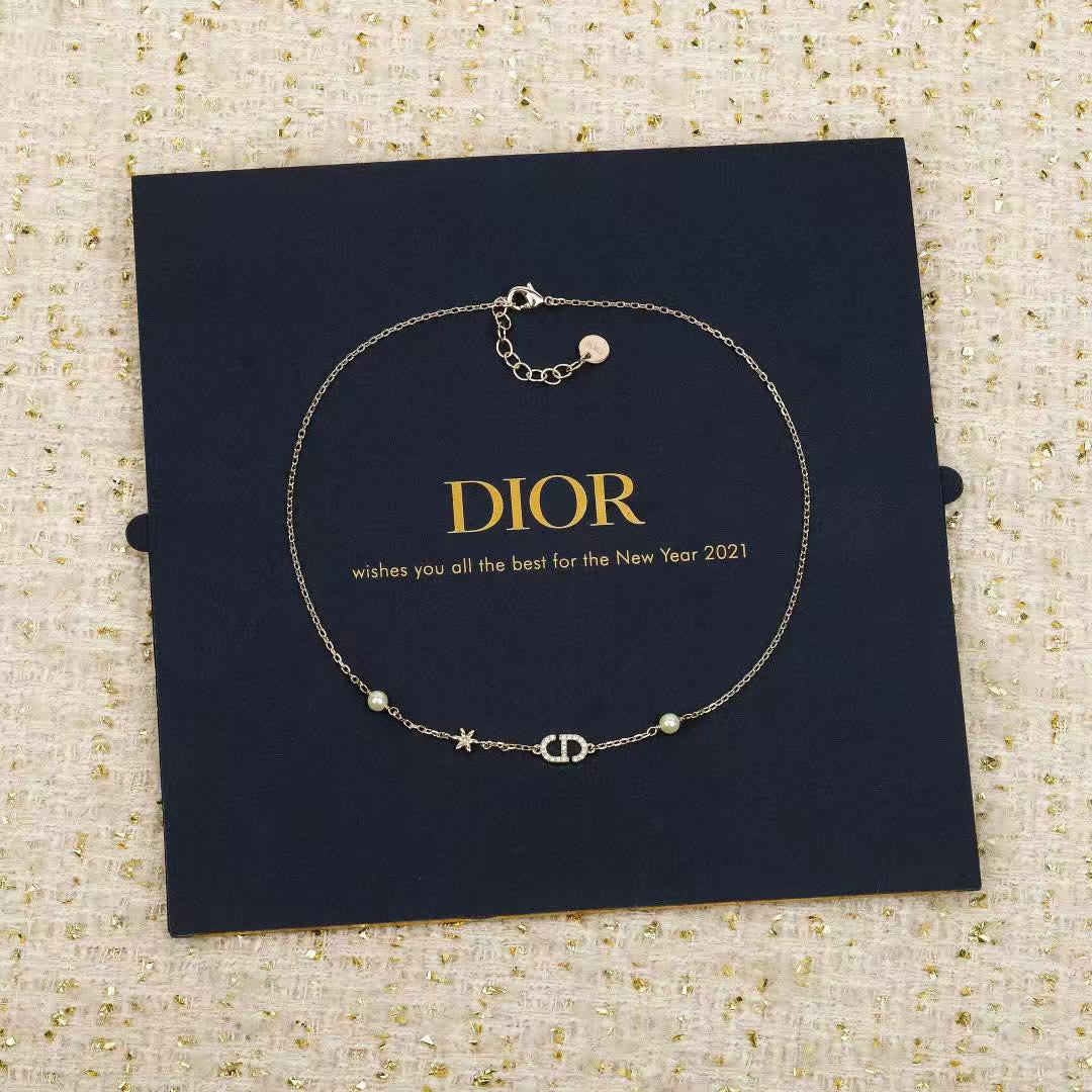 Pearl-Style Motif Pendant Necklace in Polished Metal-Tone with Pearl-Style Detail – Design 004 front view