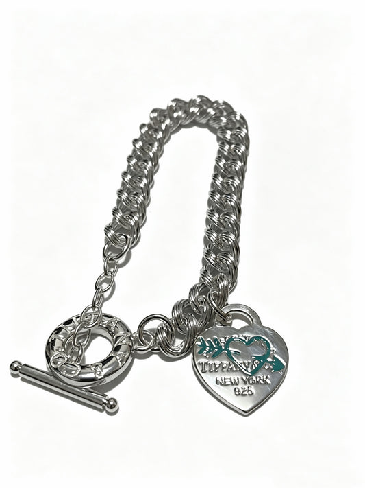 Signature Motif Bracelet in Silver-Tone – Vintage Detail – Design 10 main product view