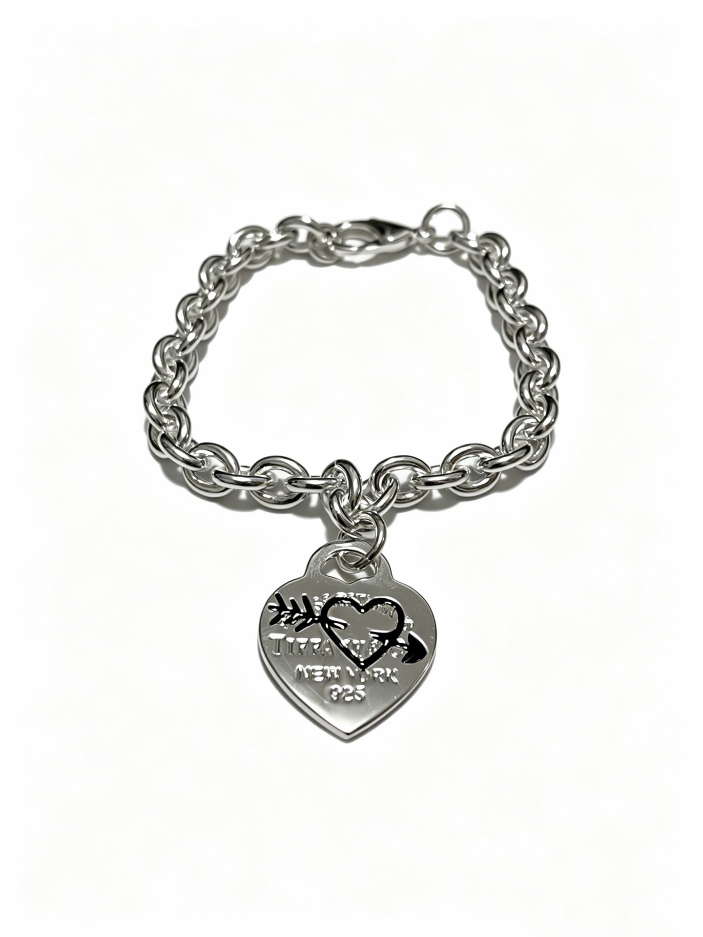 Signature Motif Bracelet in Silver-Tone – Vintage Detail – Design 08 main product view
