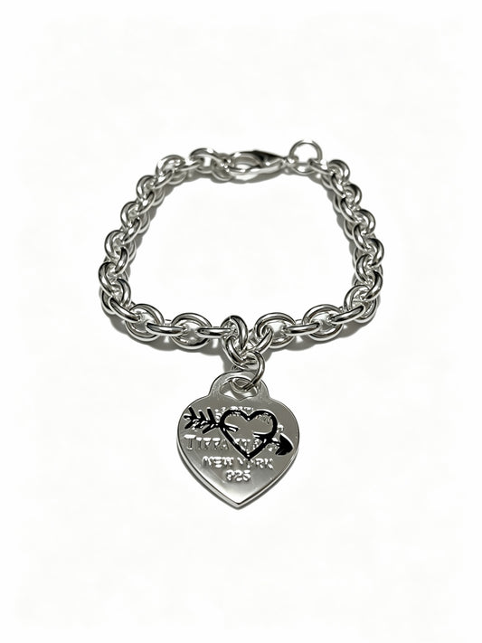Signature Motif Bracelet in Silver-Tone – Vintage Detail – Design 08 main product view