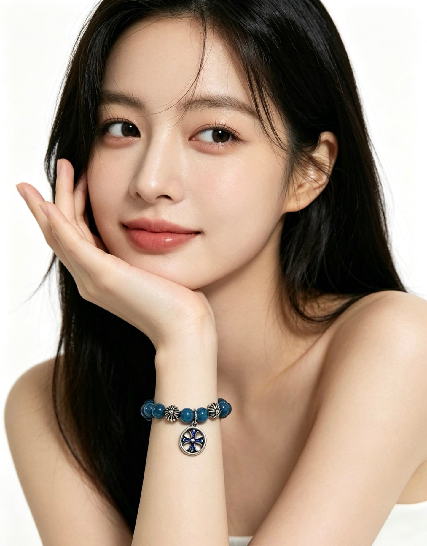 Signature Emblem Bracelet in Polished Metal-Tone – Design 004 detail view
