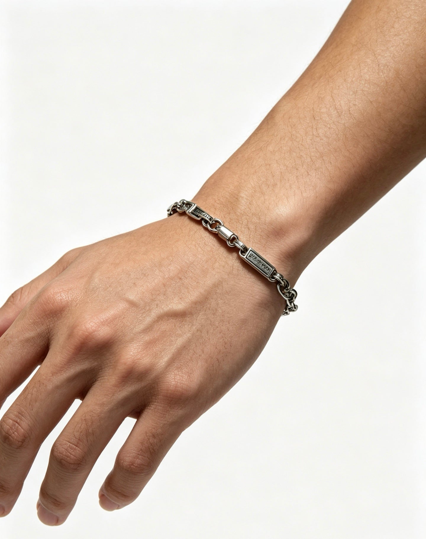 Cross Cuban-Link Bracelet in Antique Silver-Tone – Cuban Link front product view