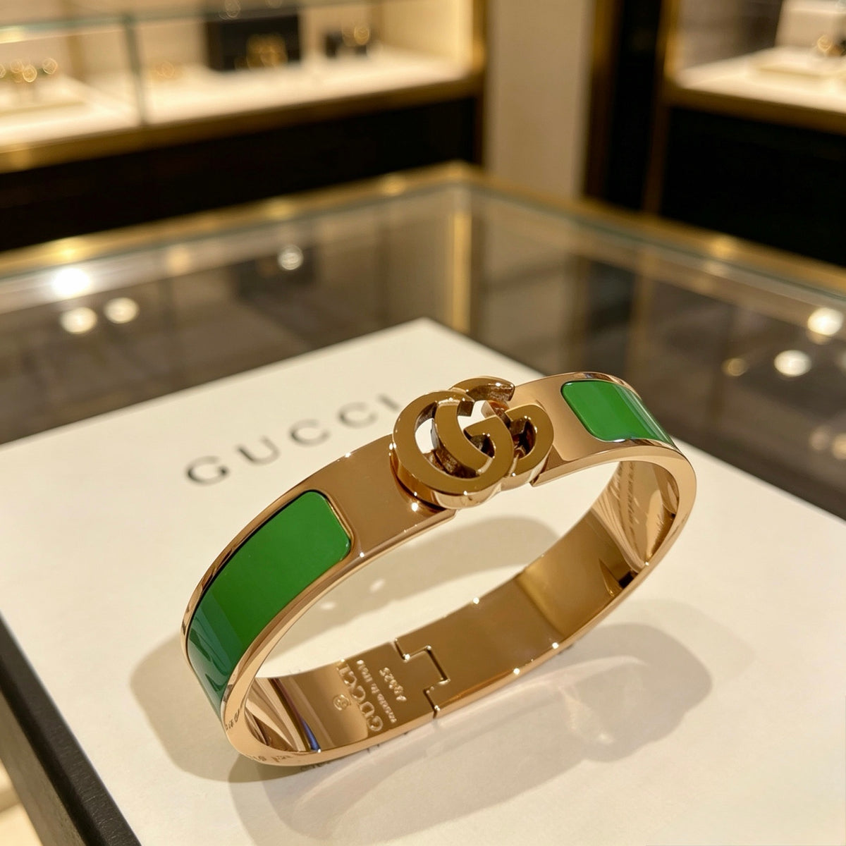 Double-G Emblem Bangle in Gold-Tone – Design 002 main product view
