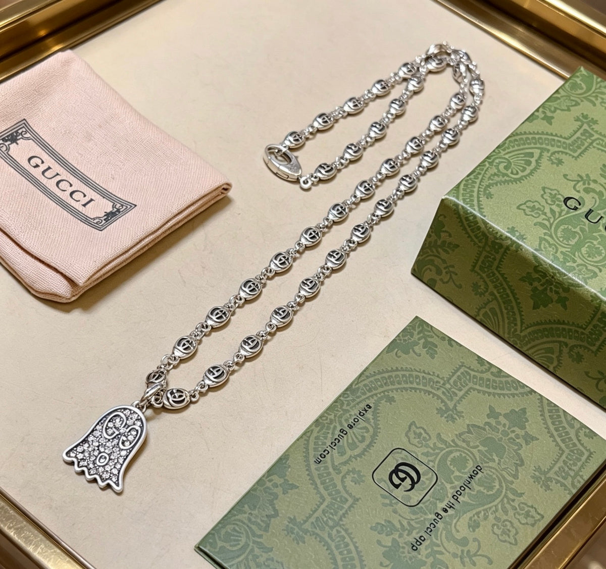 Double-G Emblem Pendant Necklace in Silver-Tone – Vintage Detail front product view