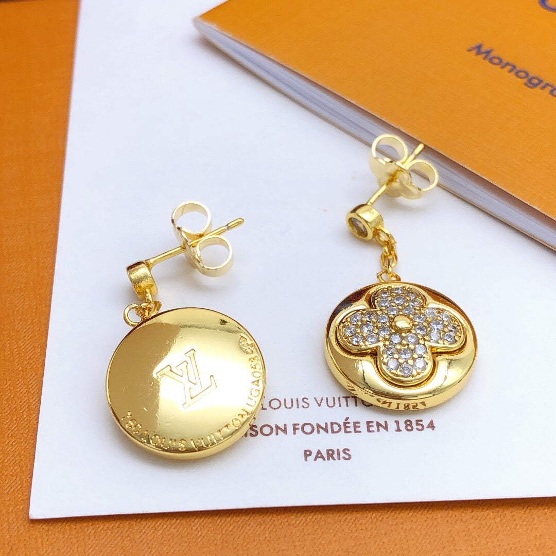 Round Stud Earrings in Gold-Tone – Design 001 front product view