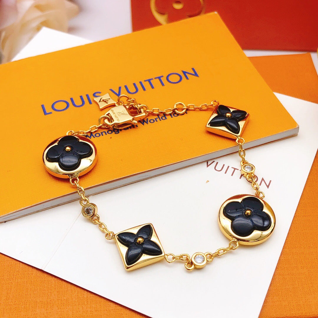 Floral Bracelet in Gold-Tone – Black Detail front product view