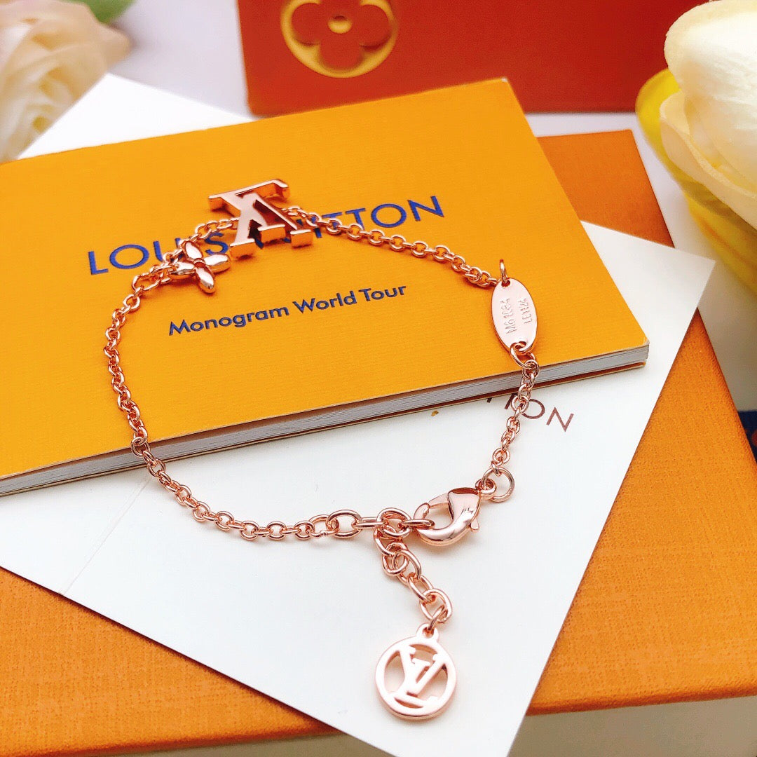 Geometric Emblem Bracelet in Rose-Gold-Tone – Rose Gold Detail – Design 003 front product view