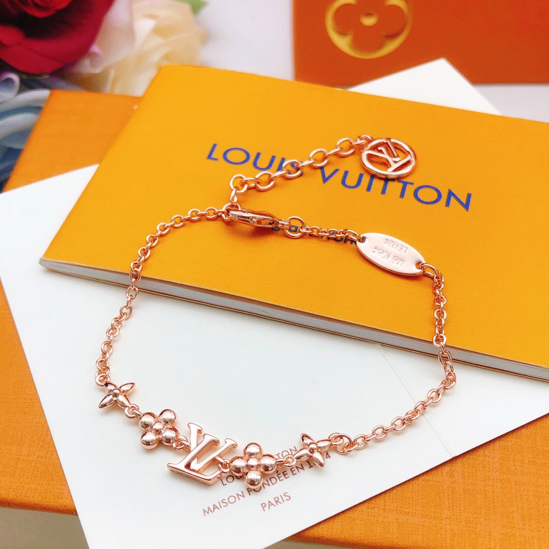 Geometric Emblem Bracelet in Rose-Gold-Tone – Rose Gold Detail – Design 002 main product view
