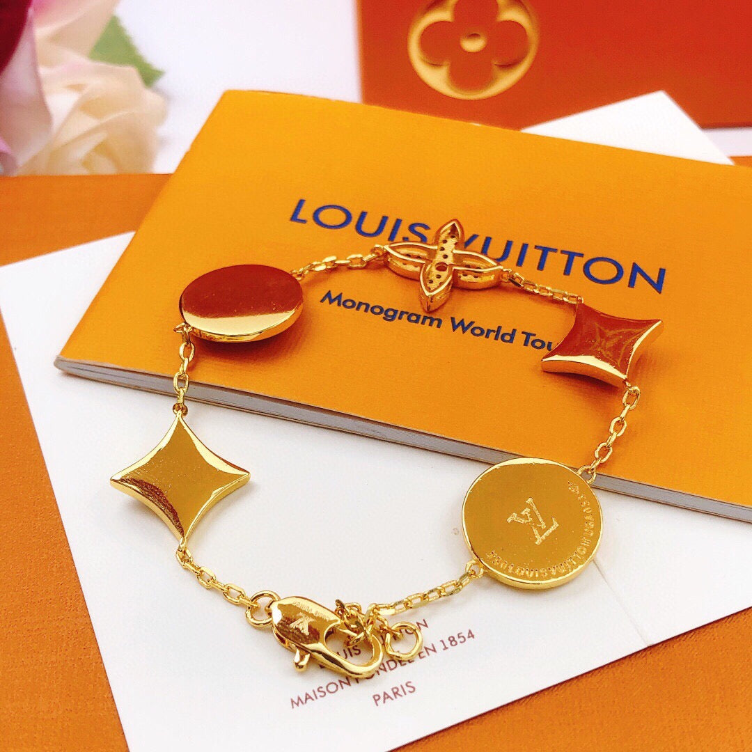 Floral Bracelet in Gold-Tone – Design 001 front product view