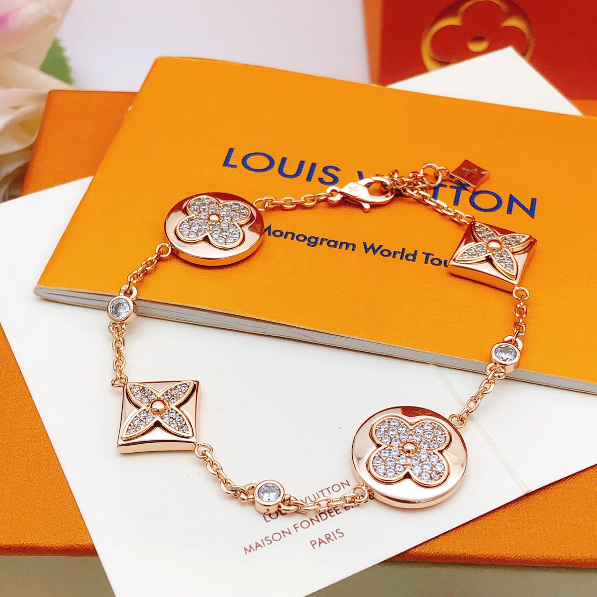 Floral Bracelet in Rose-Gold-Tone – Rose Gold Detail side detail