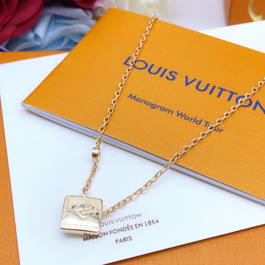 Geometric Emblem Pendant Necklace in Rose-Gold-Tone – Rose Gold Detail – Design 002 detail view