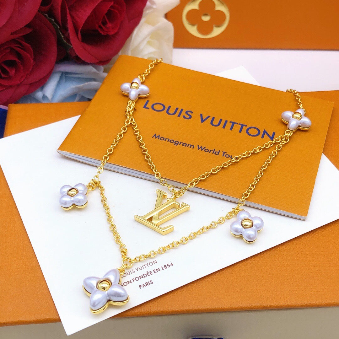Floral Double-Layer Pendant Necklace front product view