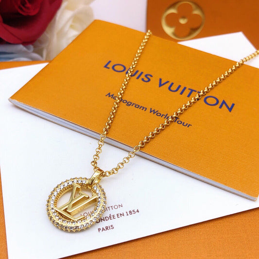 Round Pendant Necklace in Gold-Tone – Design 001 main product view