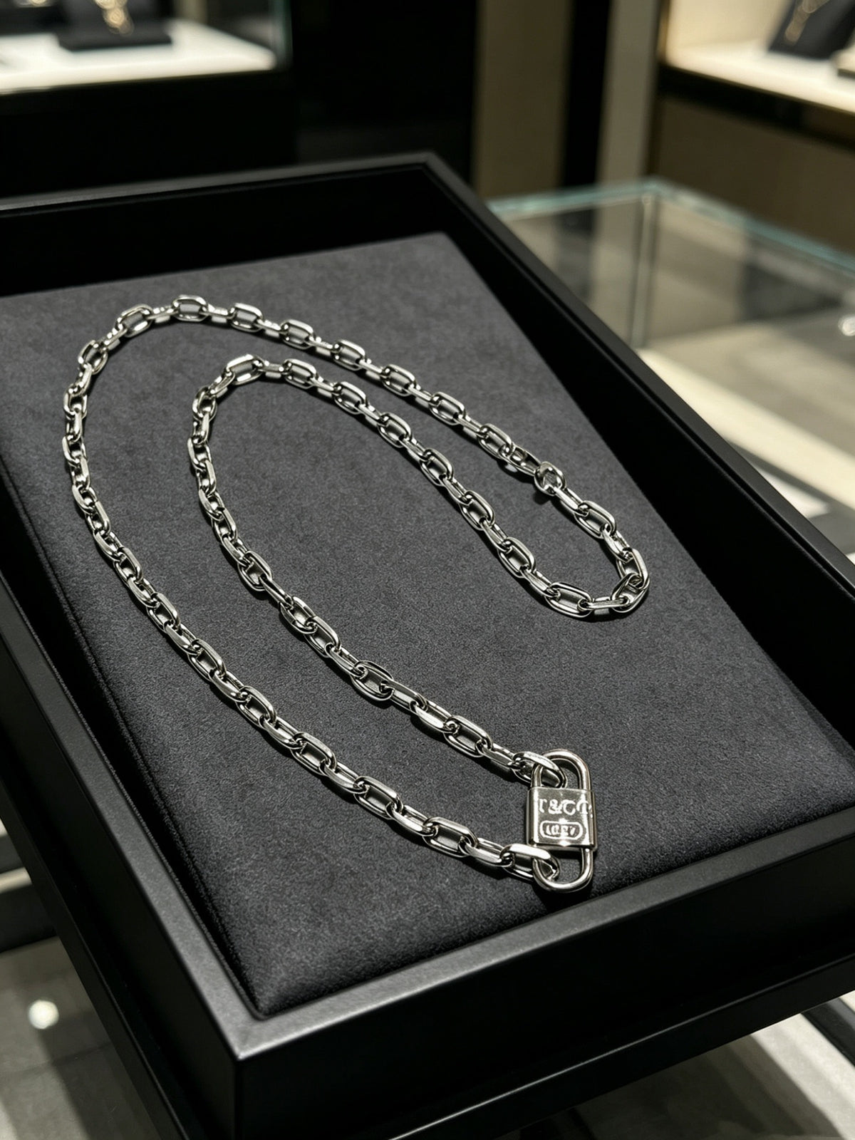 Signature Motif Pendant Necklace in Silver-Tone – Vintage Detail – Design 02 main product view