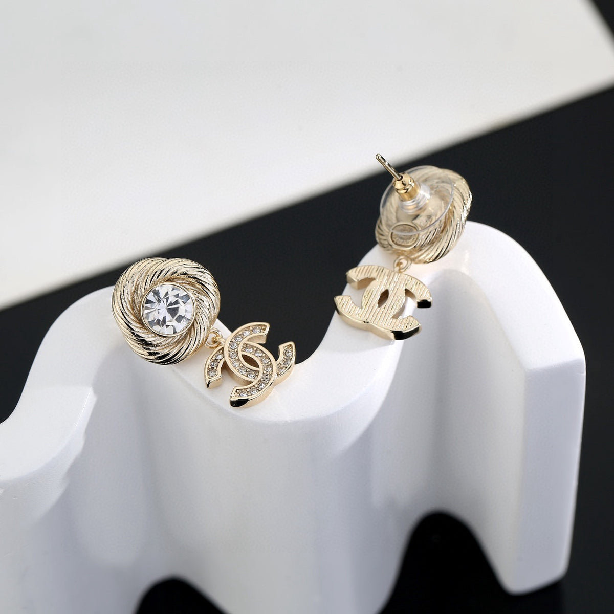 Double-C Emblem Stud Earrings in Gold-Tone – Design 004 side detail
