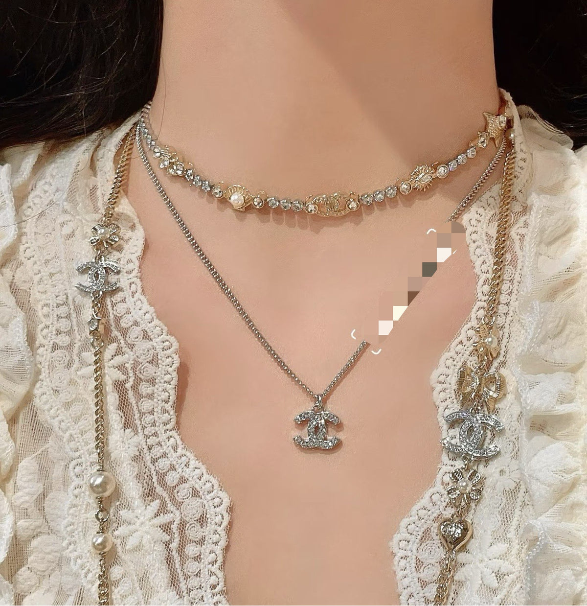 Double-C Emblem Pearl-Detail Pendant Necklace – Pearl Detail detail view
