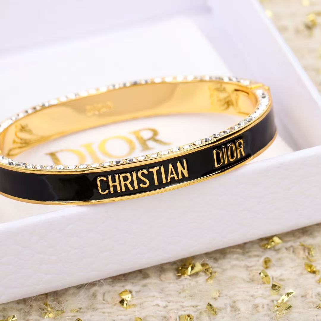 Graphic Letter Motif Statement Bracelet in Silver-Tone – Design 001 front view