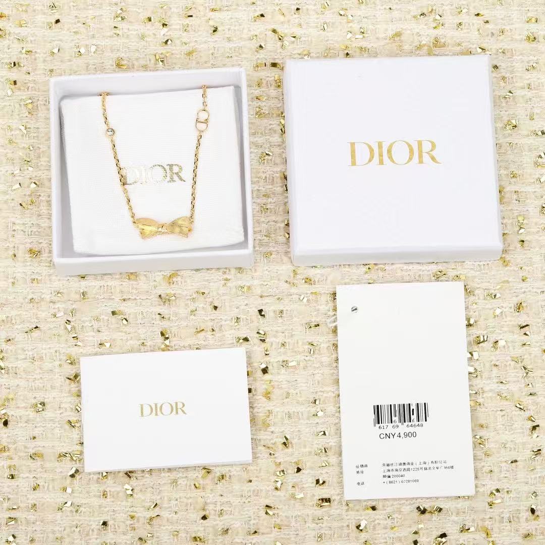 Bow & Butterfly Motif Pendant Necklace in Polished Metal-Tone – Design 002 side detail
