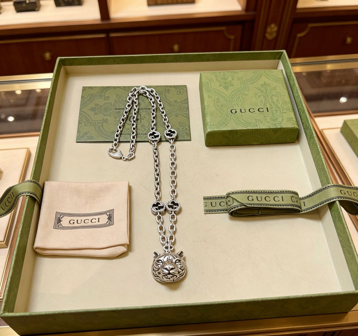 Double-G Emblem Pendant Necklace in Silver-Tone – Vintage Detail – Design 003 main product view