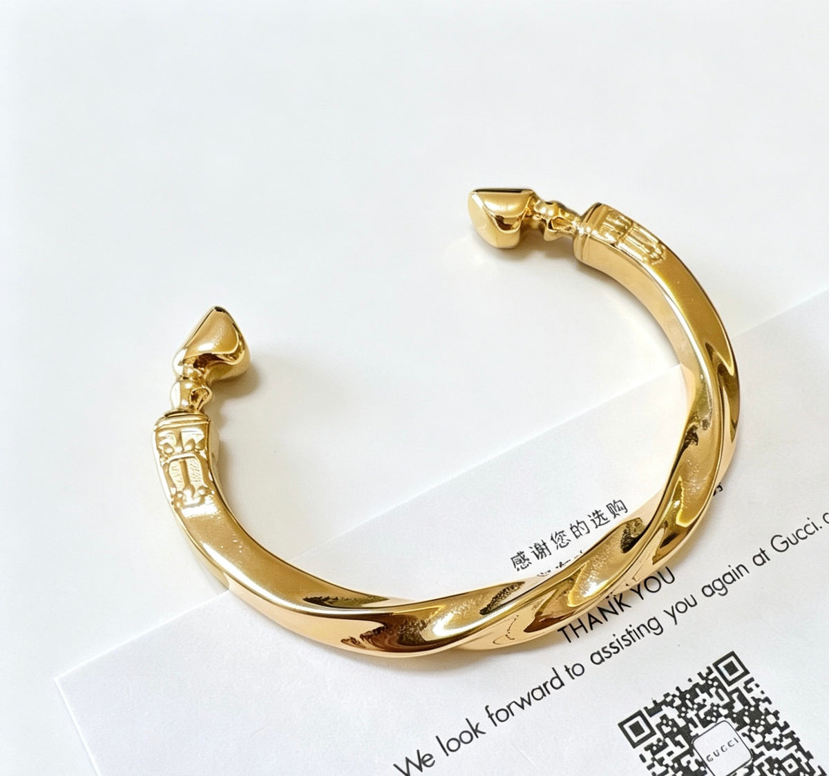 Double-G Emblem Bangle in Silver-Tone – Vintage Detail main product view