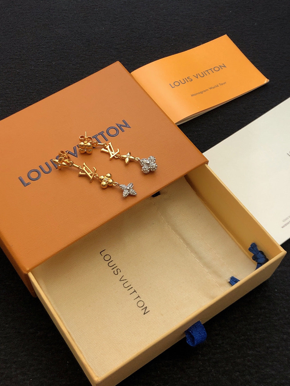 Geometric Emblem Stud Earrings in Polished Metal-Tone – Design 012 side detail