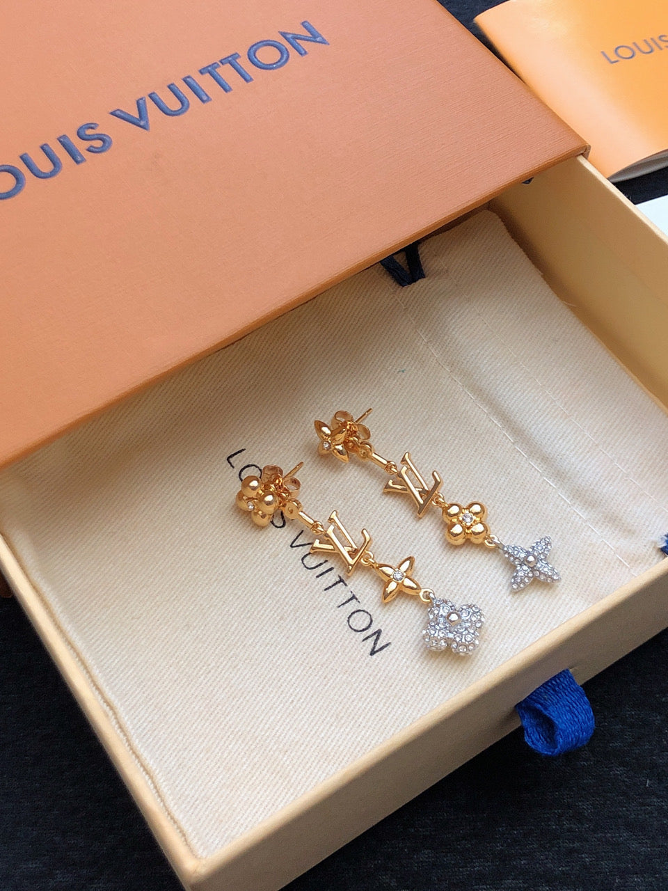 Geometric Emblem Stud Earrings in Polished Metal-Tone – Design 012 close-up detail